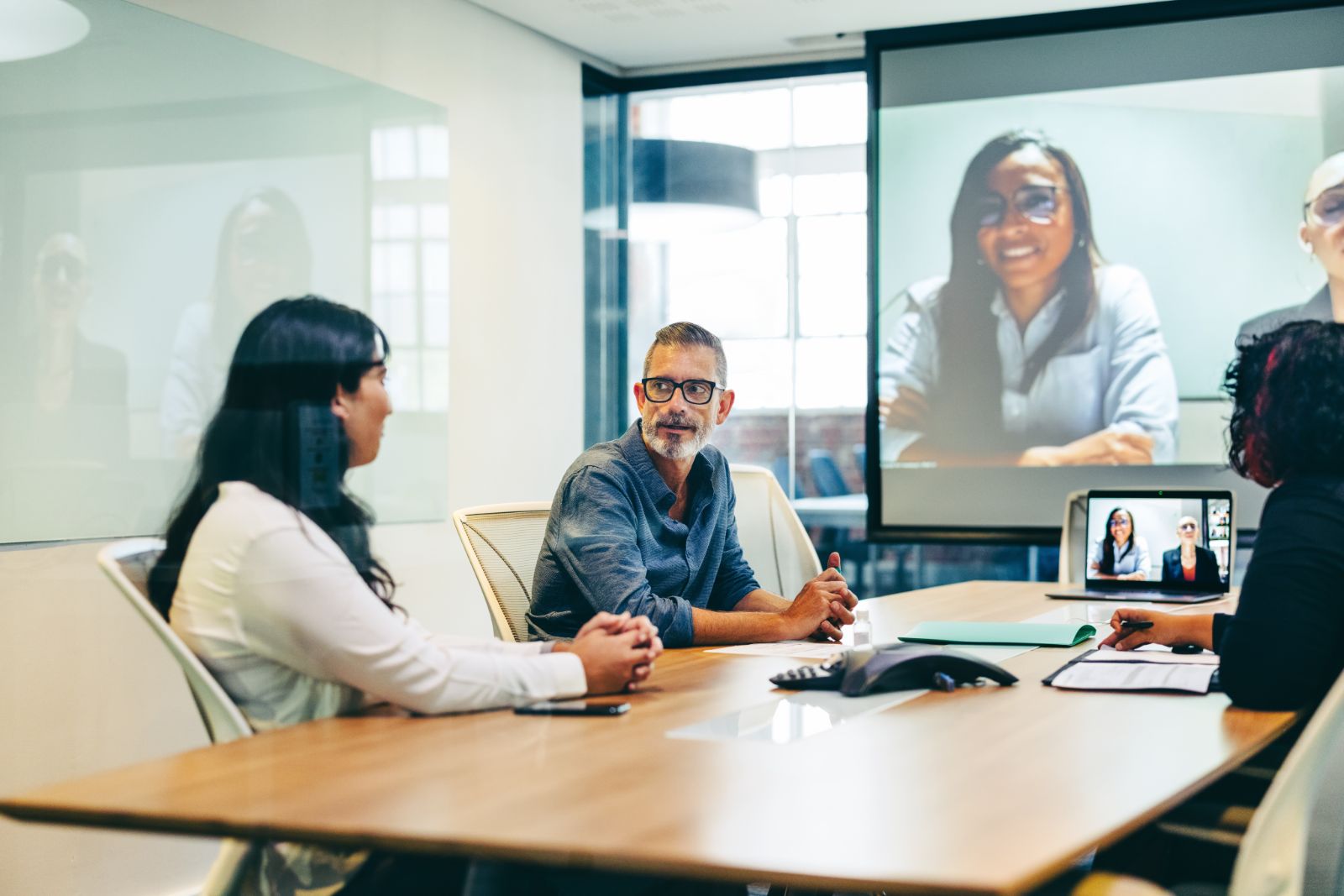 Employee-Meeting