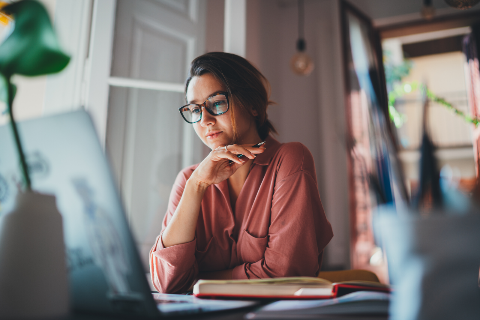 woman-working-from-home_322174402